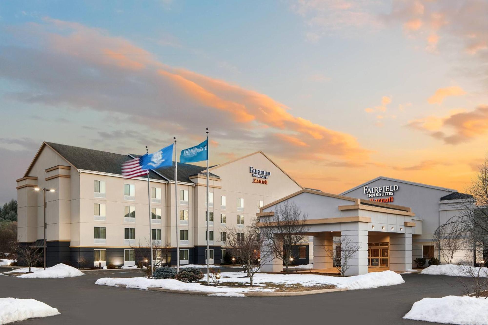 Fairfield Inn And Suites By Marriott Plainville Exterior foto